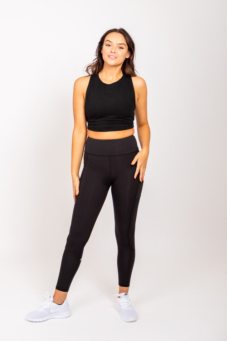 Exclusive black Running Woman Resilience leggings